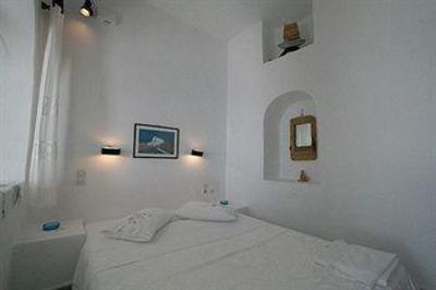 фото отеля Annio Furnished Apartments