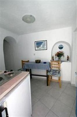 фото отеля Annio Furnished Apartments