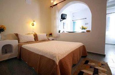 фото отеля Annio Furnished Apartments