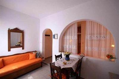 фото отеля Annio Furnished Apartments