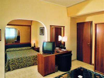 фото отеля Hotel Savoy Pesaro