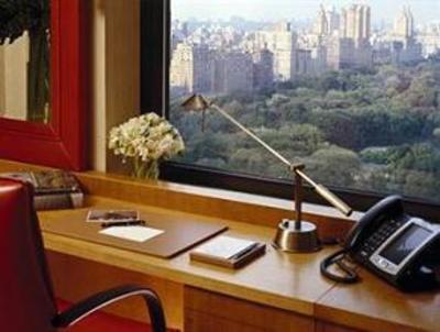 фото отеля JW Marriott Essex House New York