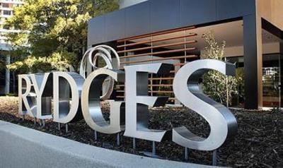 фото отеля Rydges Lakeside Canberra