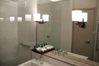 фото отеля Rydges Lakeside Canberra