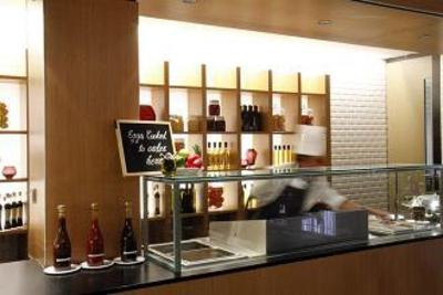 фото отеля Rydges Lakeside Canberra