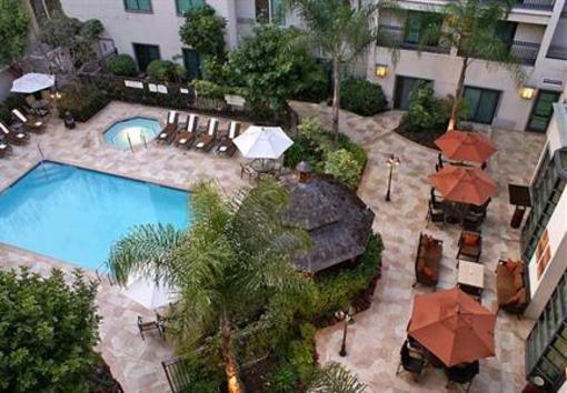 фото отеля Courtyard by Marriott Los Angeles Old Pasadena
