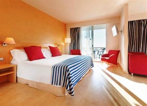 фото отеля Tryp Port Cambrils