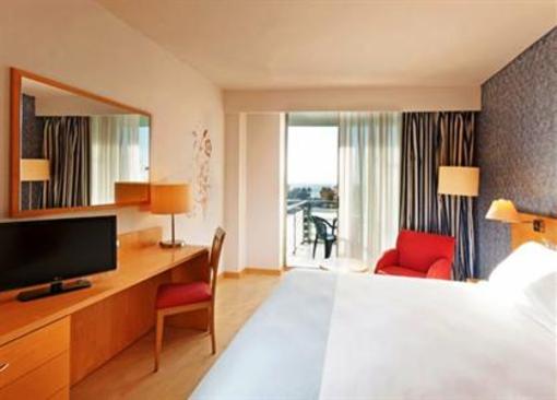 фото отеля Tryp Port Cambrils