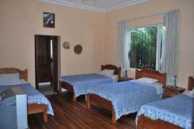 фото отеля Travellers Inn Quito