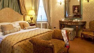 фото отеля Fitzpatrick Castle Hotel Dublin