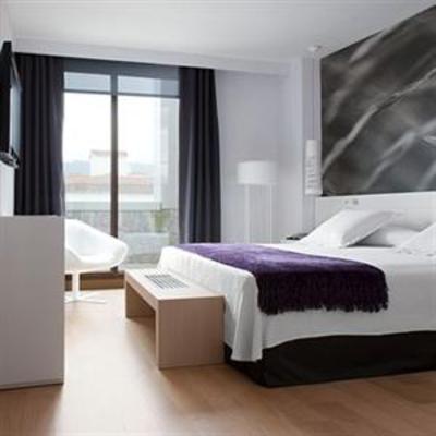 фото отеля NH Villa de Bilbao