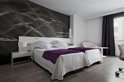 фото отеля NH Villa de Bilbao