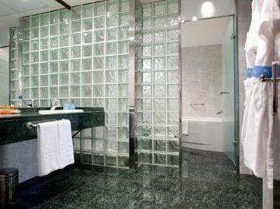 фото отеля NH Villa de Bilbao