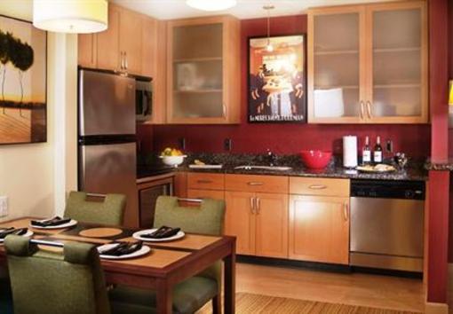 фото отеля Residence Inn Fredericksburg