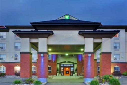 фото отеля Holiday Inn Express & Suites - Sherwood Park