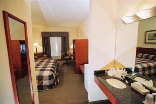 фото отеля Holiday Inn Express & Suites - Sherwood Park
