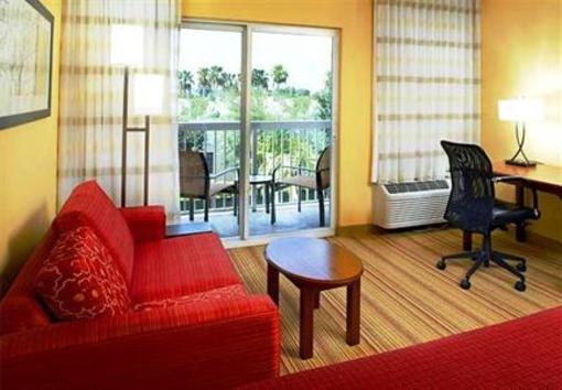 фото отеля Courtyard by Marriott West Palm Beach Airport