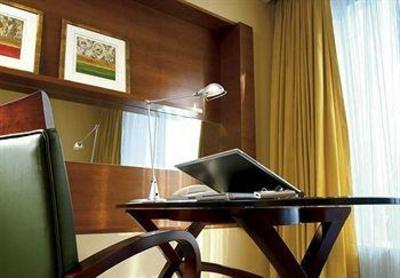 фото отеля Renaissance Hotel Wuhan