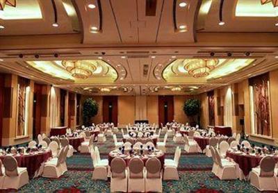 фото отеля Renaissance Hotel Wuhan