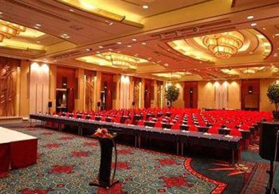 фото отеля Renaissance Hotel Wuhan