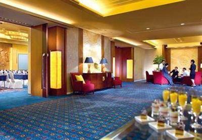 фото отеля Renaissance Hotel Wuhan
