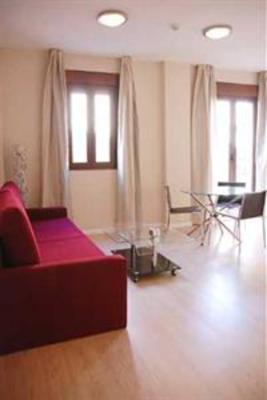 фото отеля Apartamentos Metropolis Sevilla