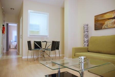фото отеля Apartamentos Metropolis Sevilla
