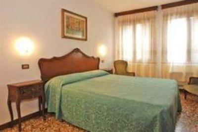 фото отеля Hotel Fontana Venice