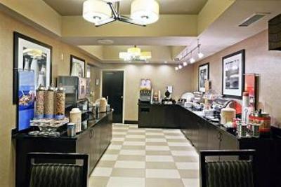 фото отеля Hampton Inn Plano/North Dallas