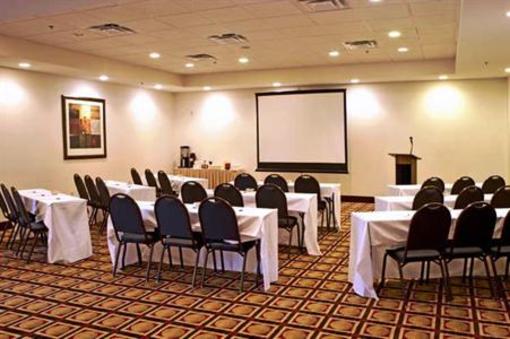 фото отеля Holiday Inn Dumfries - Quantico Center