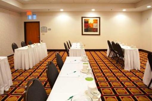 фото отеля Holiday Inn Dumfries - Quantico Center