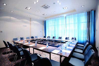 фото отеля Ramada Yekaterinburg
