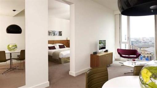 фото отеля DoubleTree by Hilton Hotel Leeds City Centre