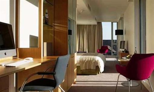 фото отеля DoubleTree by Hilton Hotel Leeds City Centre