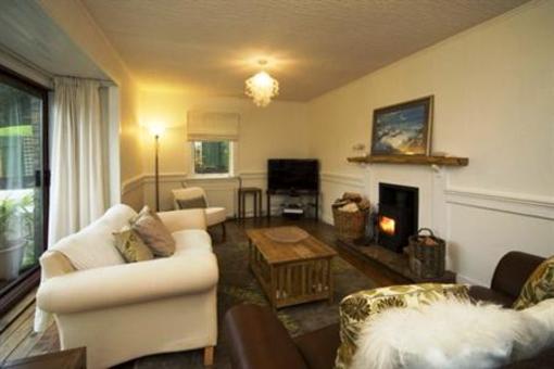 фото отеля Lagnakeil Highland Lodges
