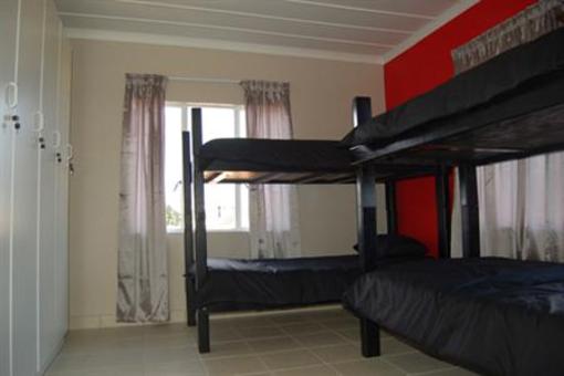 фото отеля Hard Rock Backpackers