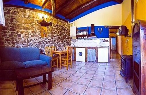 фото отеля Apartamentos El Patio Lerones