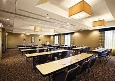 фото отеля Cambria Suites Miami Airport Blue Lagoon