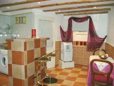 фото отеля A+ Old Town Studio Suites