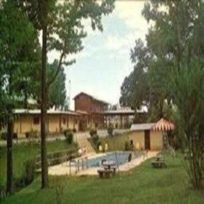 фото отеля Woodlawn Hills Motel