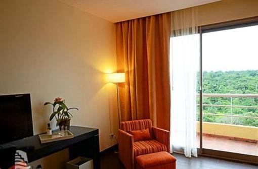 фото отеля Grand Crucero Hotel