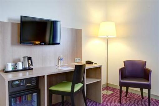 фото отеля BEST WESTERN Les Terrasses de Montargis