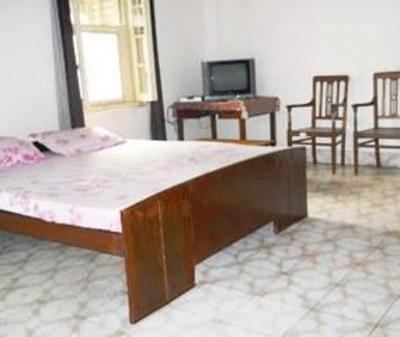 фото отеля Tourist Inn
