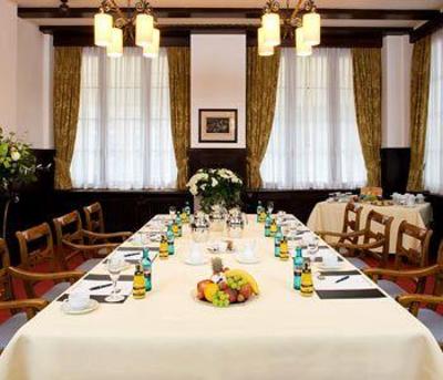 фото отеля Schlosshotel Karlsruhe
