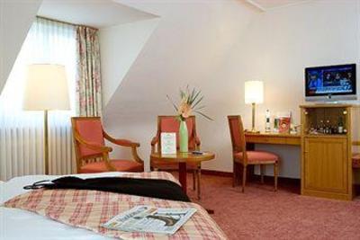 фото отеля Schlosshotel Karlsruhe