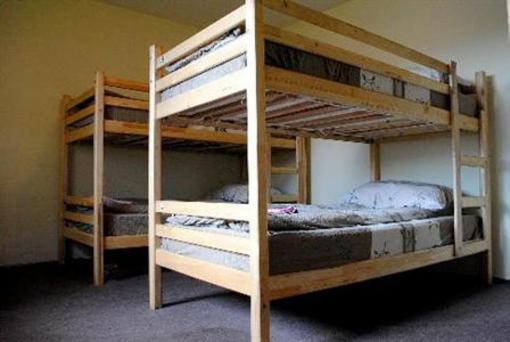 фото отеля Haris Youth Hostel