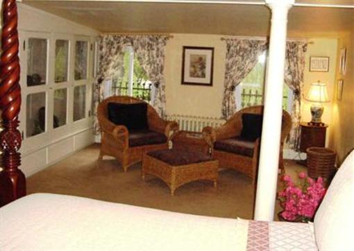 фото отеля Two-O-One Bed and Breakfast