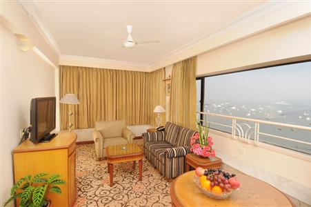фото отеля Fariyas Hotel Mumbai