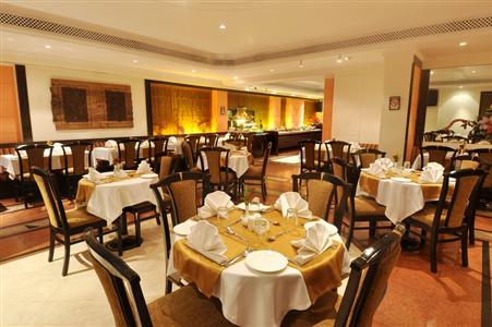 фото отеля Fariyas Hotel Mumbai