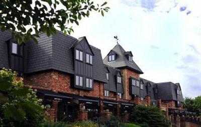 фото отеля Village Hotel Warrington (England)